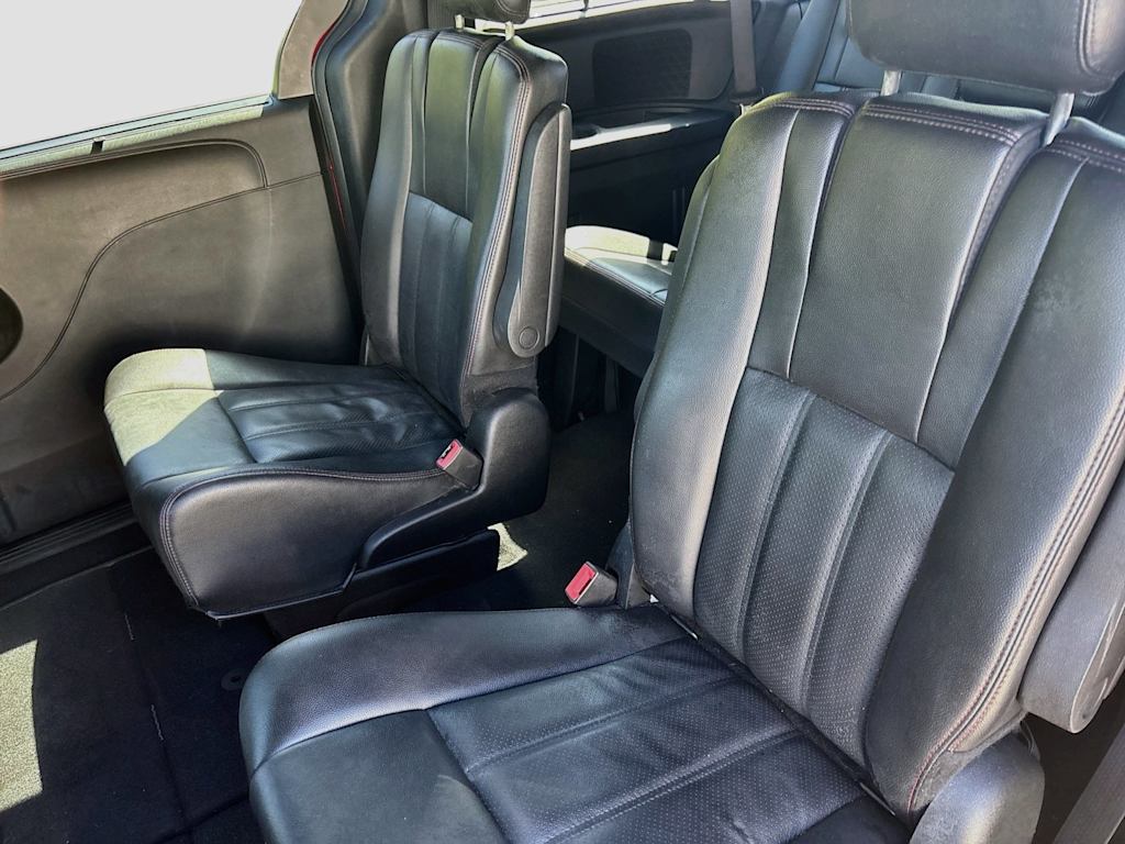 Thumbnail: 2015 Dodge Grand Caravan - 12