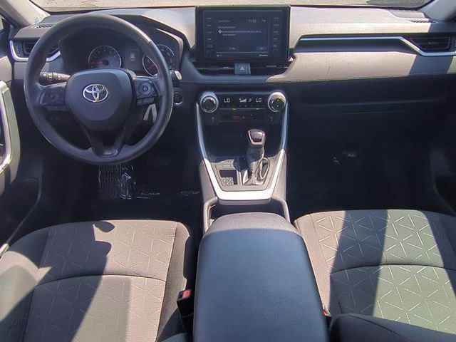 2021 Toyota RAV4 XLE 8