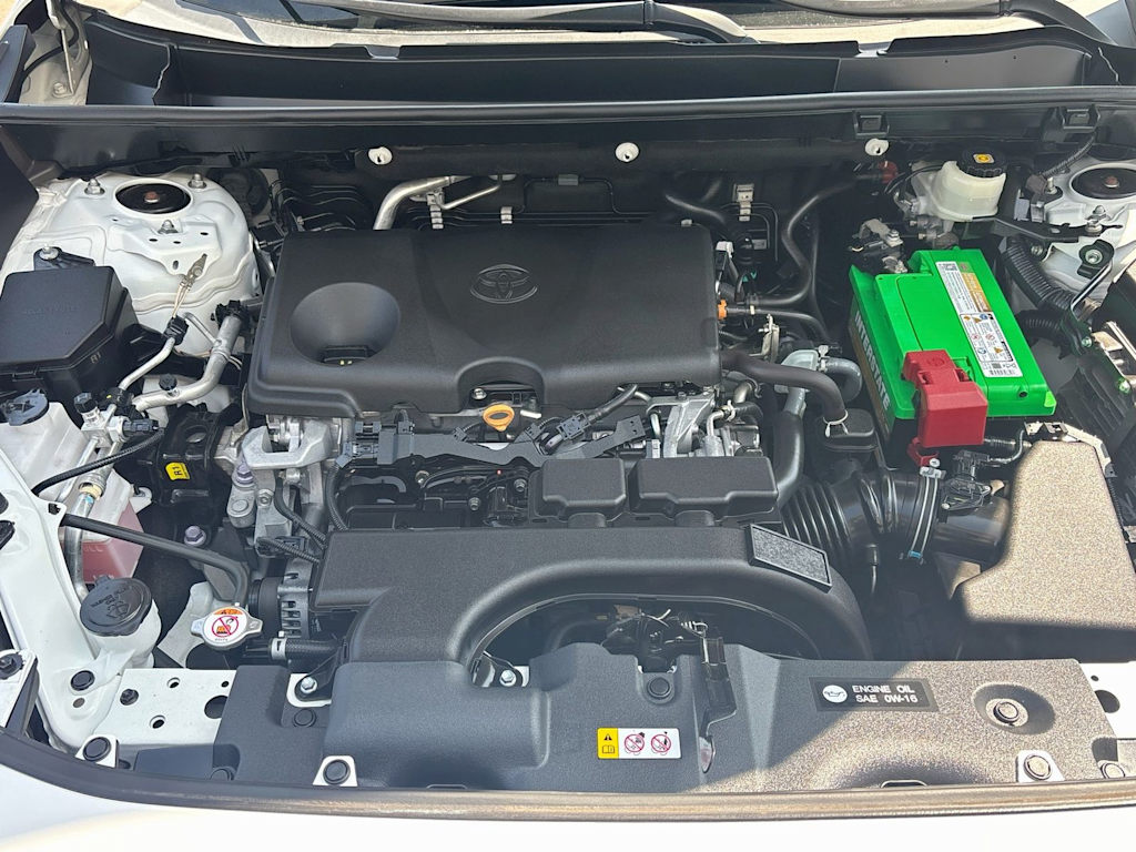 Thumbnail: 2021 Toyota RAV4 - 9