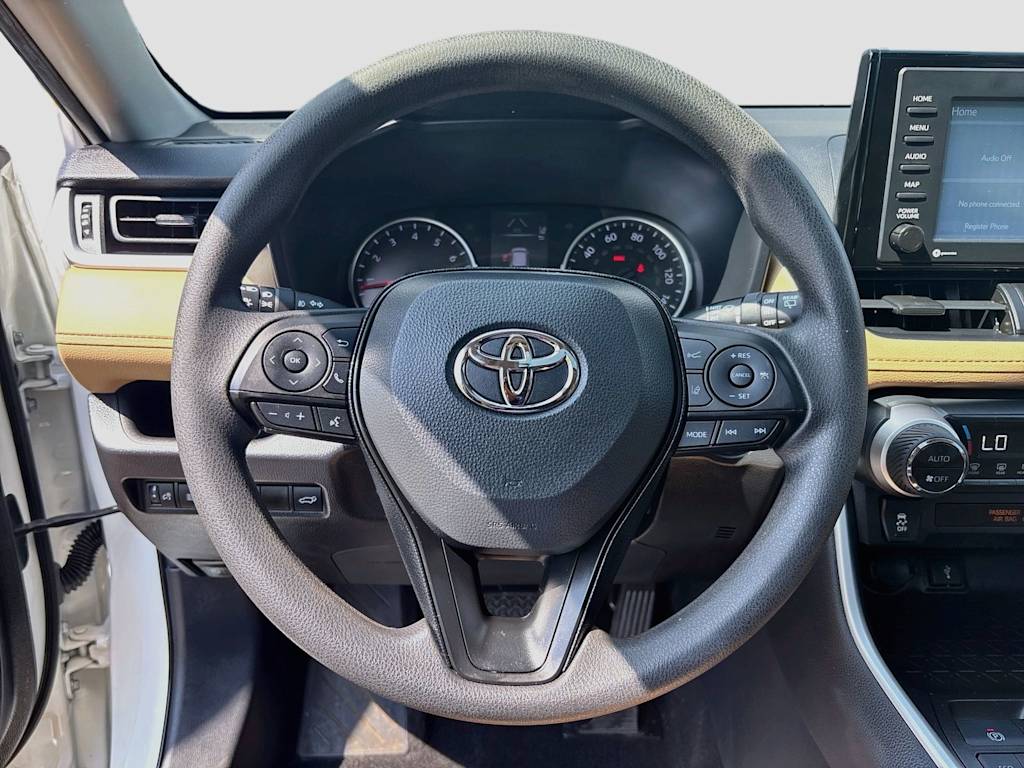 Thumbnail: 2021 Toyota RAV4 - 10