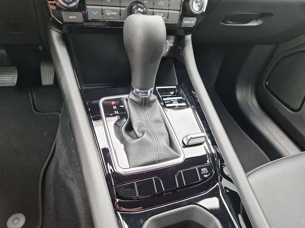 Thumbnail: 2026 Jeep Compass - 17