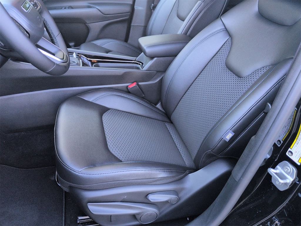 Thumbnail: 2026 Jeep Compass - 10