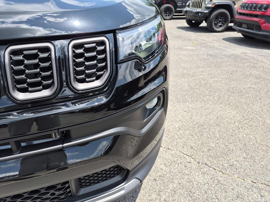 Thumbnail: 2026 Jeep Compass - 22