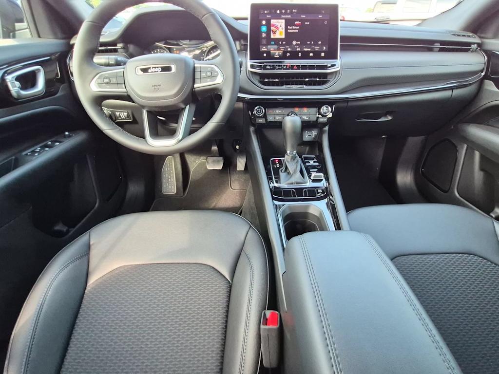 Thumbnail: 2026 Jeep Compass - 2