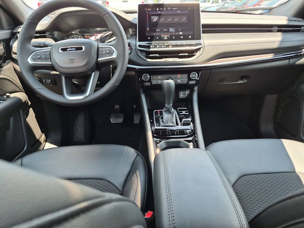 Thumbnail: 2026 Jeep Compass - 9