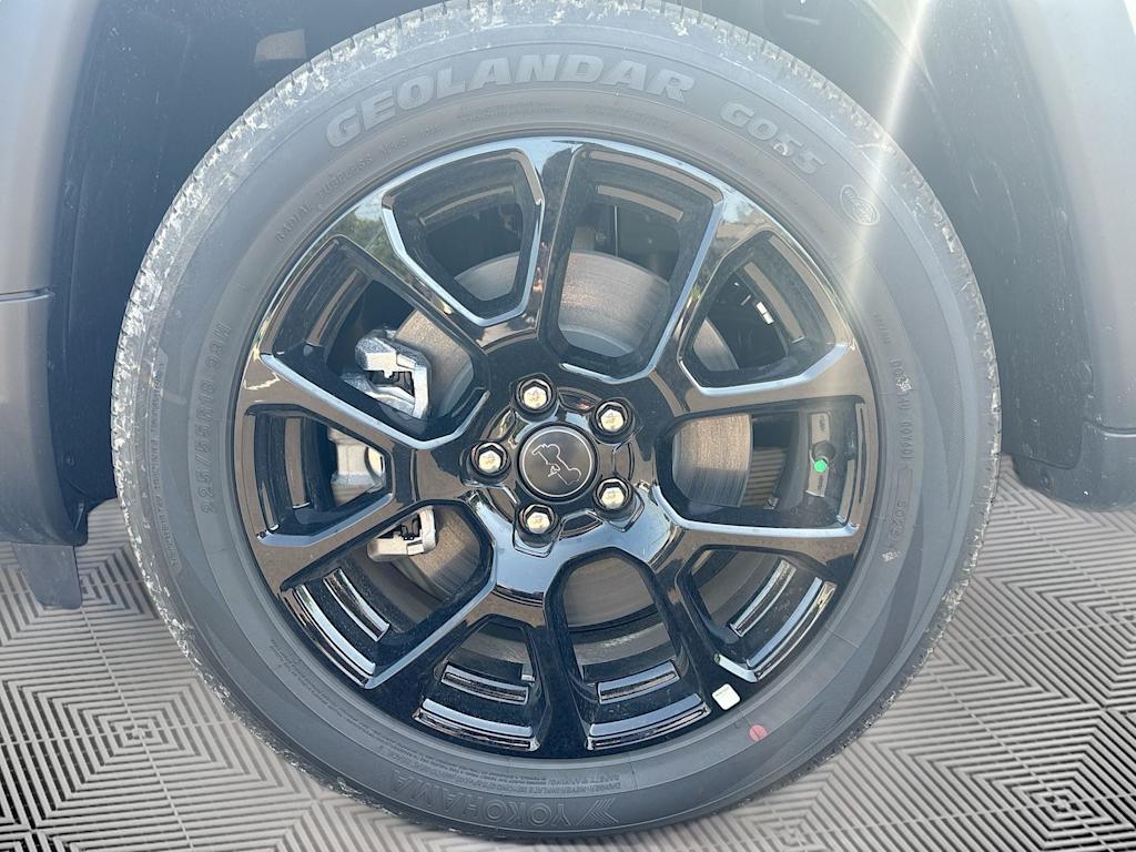 Thumbnail: 2026 Jeep Compass - 8