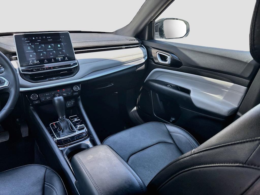 Thumbnail: 2025 Jeep Compass - 14