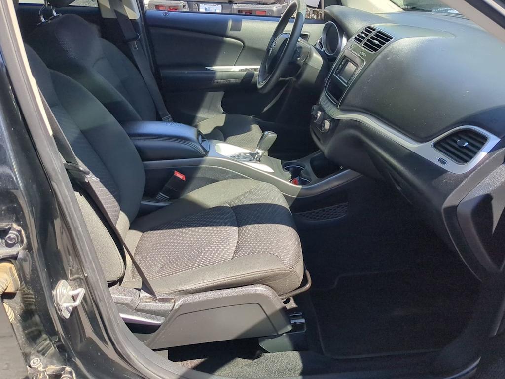 Thumbnail: 2019 Dodge Journey - 10