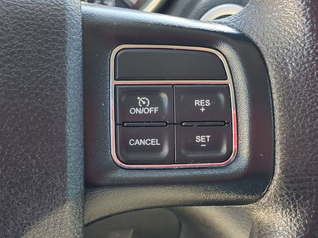 Thumbnail: 2019 Dodge Journey - 29