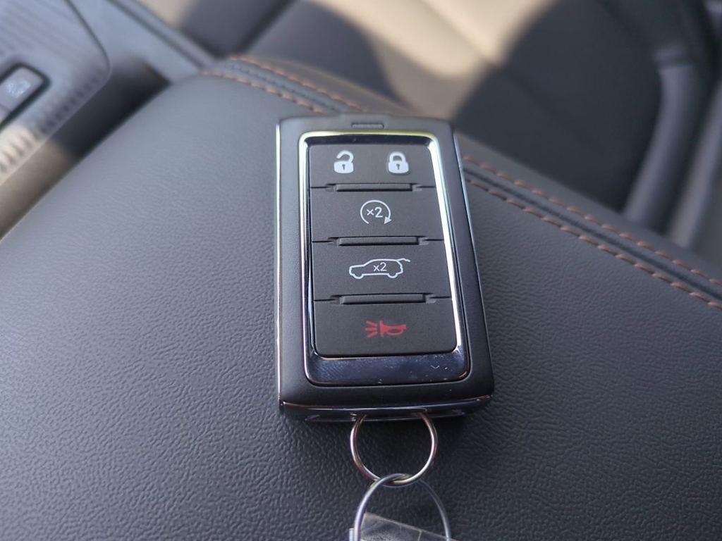 Thumbnail: 2026 Jeep Cherokee - 18