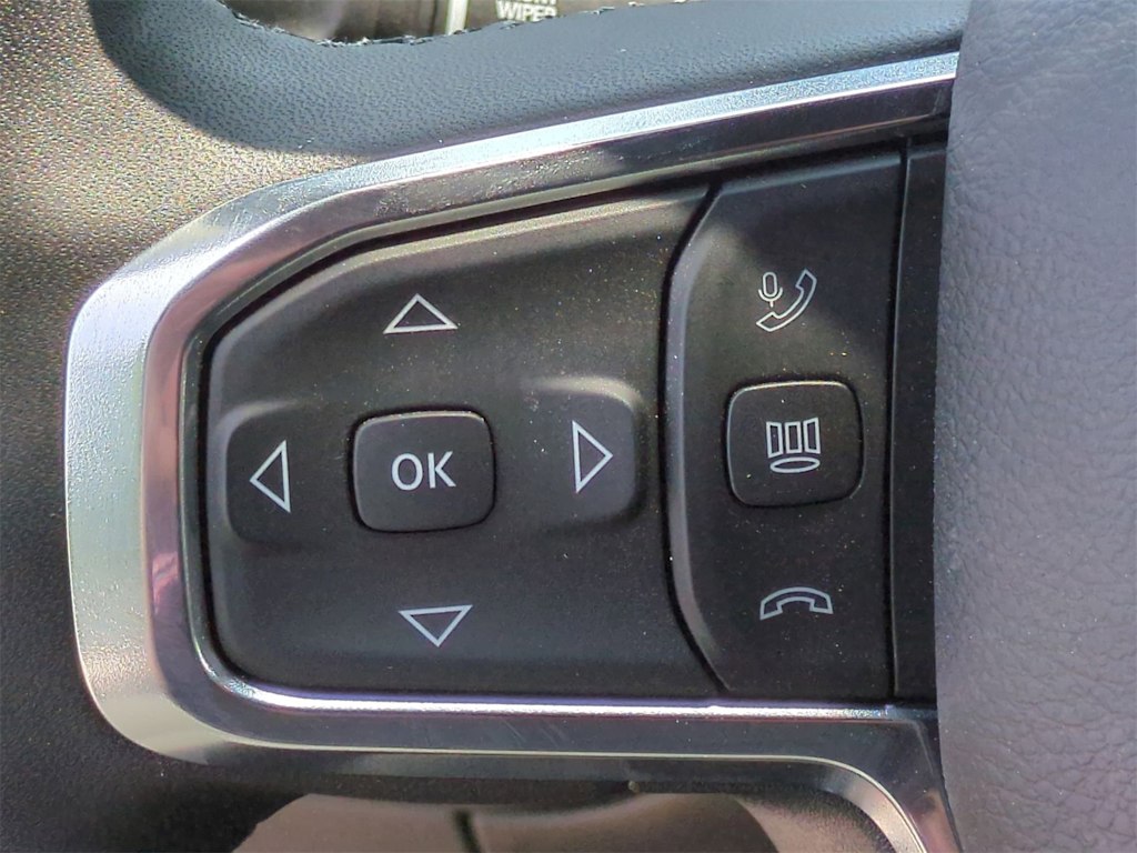 2025 RAM 2500 Laramie 28