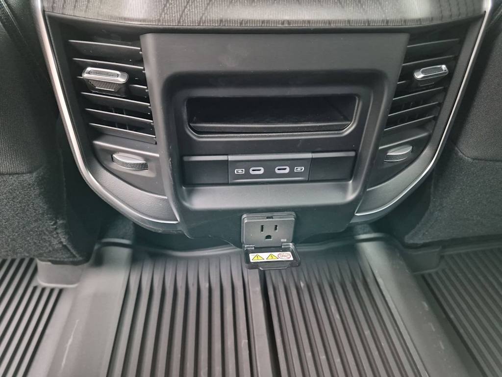 Thumbnail: 2026 RAM 3500 - 39