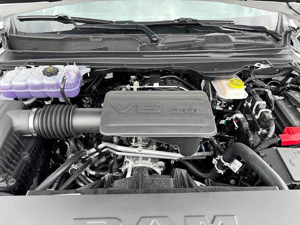 Thumbnail: 2026 RAM 1500 - 8