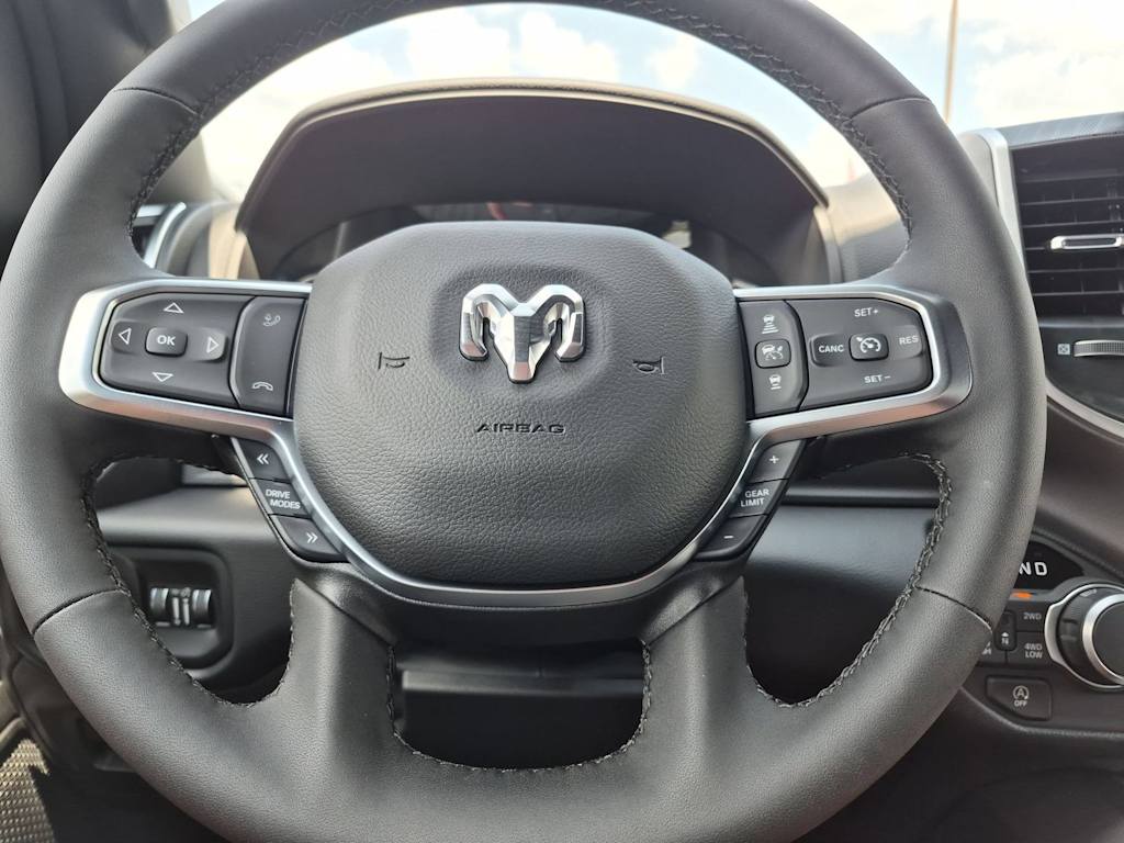 Thumbnail: 2026 RAM 1500 - 10
