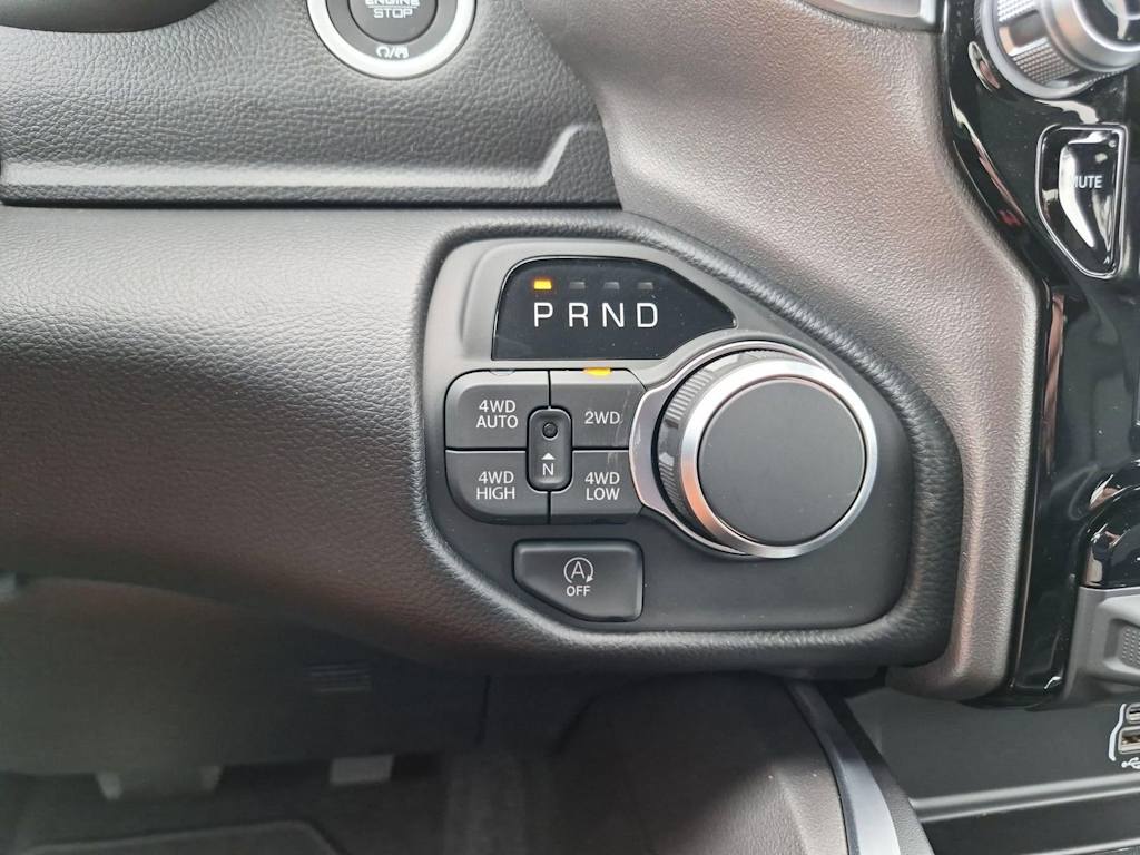 Thumbnail: 2026 RAM 1500 - 37