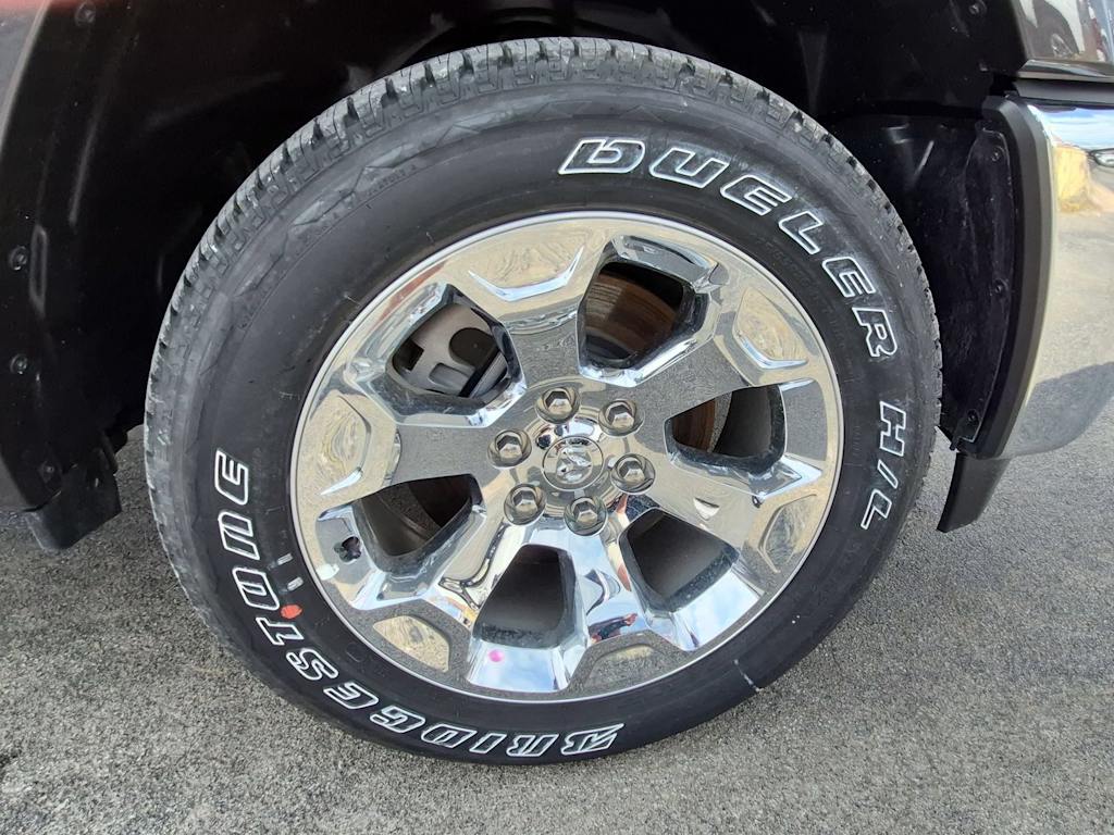 Thumbnail: 2026 RAM 1500 - 8