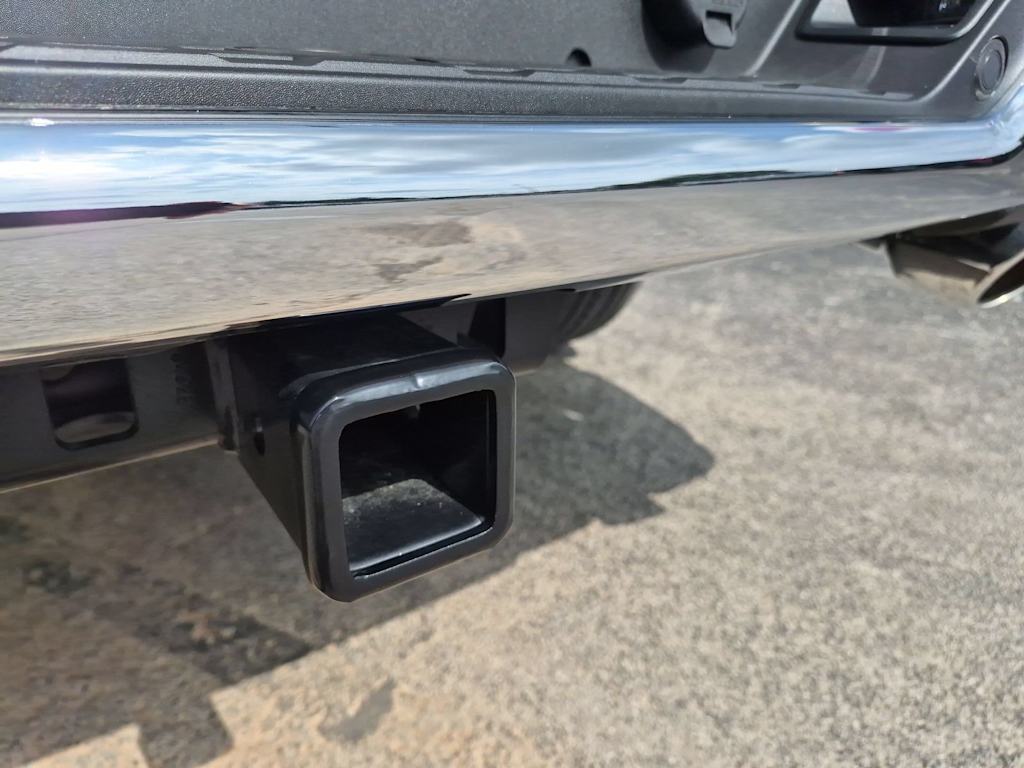 Thumbnail: 2026 RAM 1500 - 35