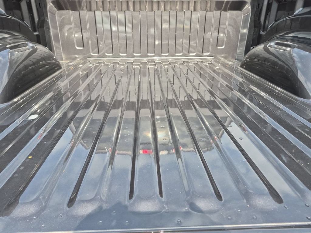 Thumbnail: 2026 RAM 1500 - 17