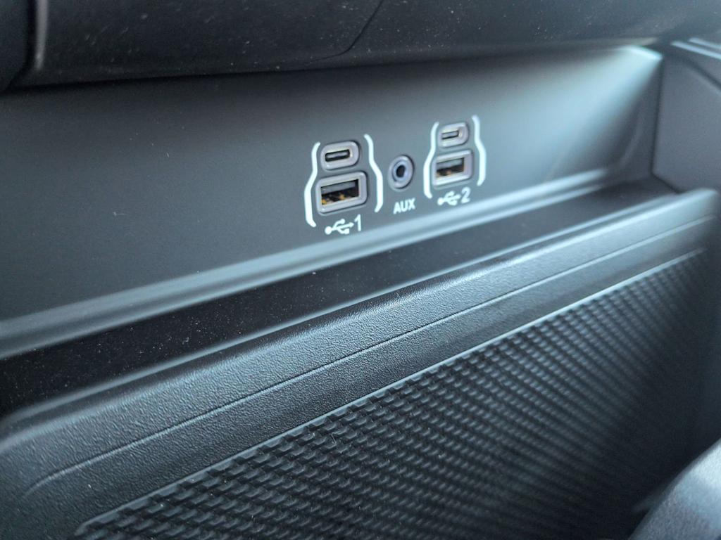 Thumbnail: 2026 RAM 1500 - 7