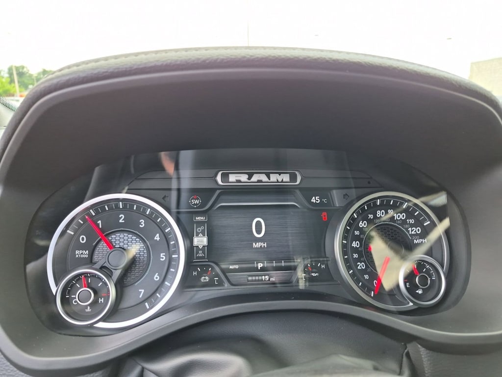 Thumbnail: 2026 RAM 1500 - 15