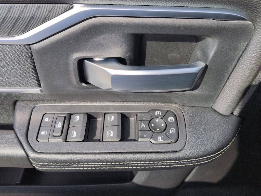 Thumbnail: 2026 RAM 2500 - 15