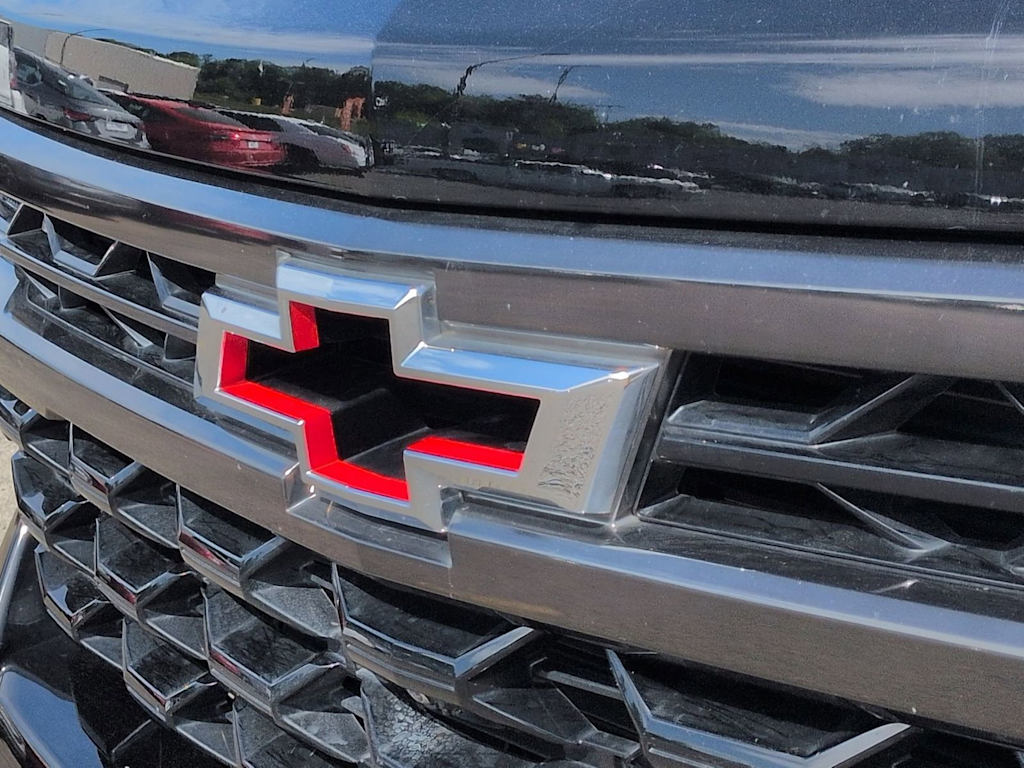 Thumbnail: 2023 Chevrolet Silverado 1500 - 3