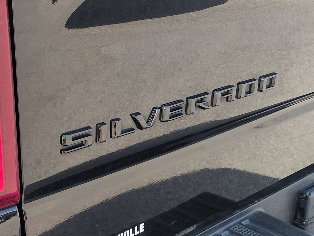Thumbnail: 2023 Chevrolet Silverado 1500 - 14