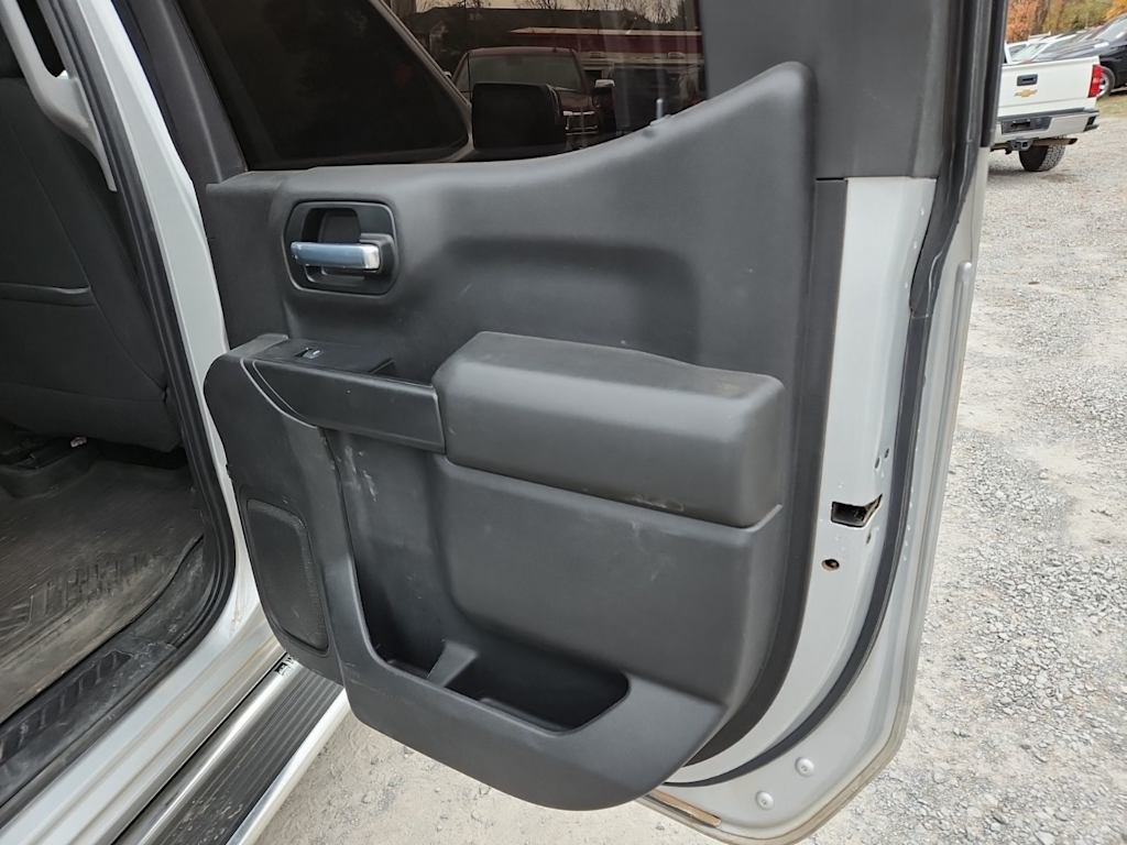 Thumbnail: 2021 Chevrolet Silverado 1500 - 24