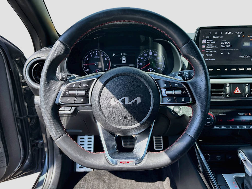 Thumbnail: 2024 Kia Forte - 9
