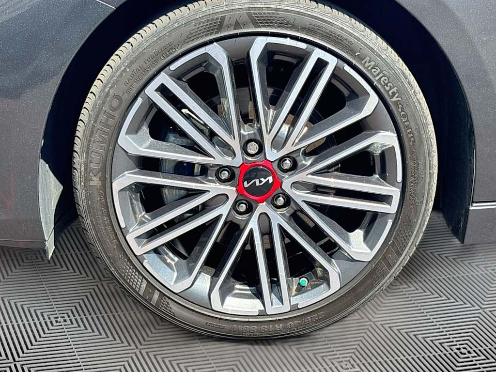 Thumbnail: 2024 Kia Forte - 7