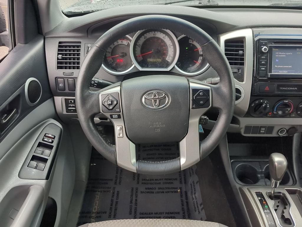 Thumbnail: 2015 Toyota Tacoma - 13