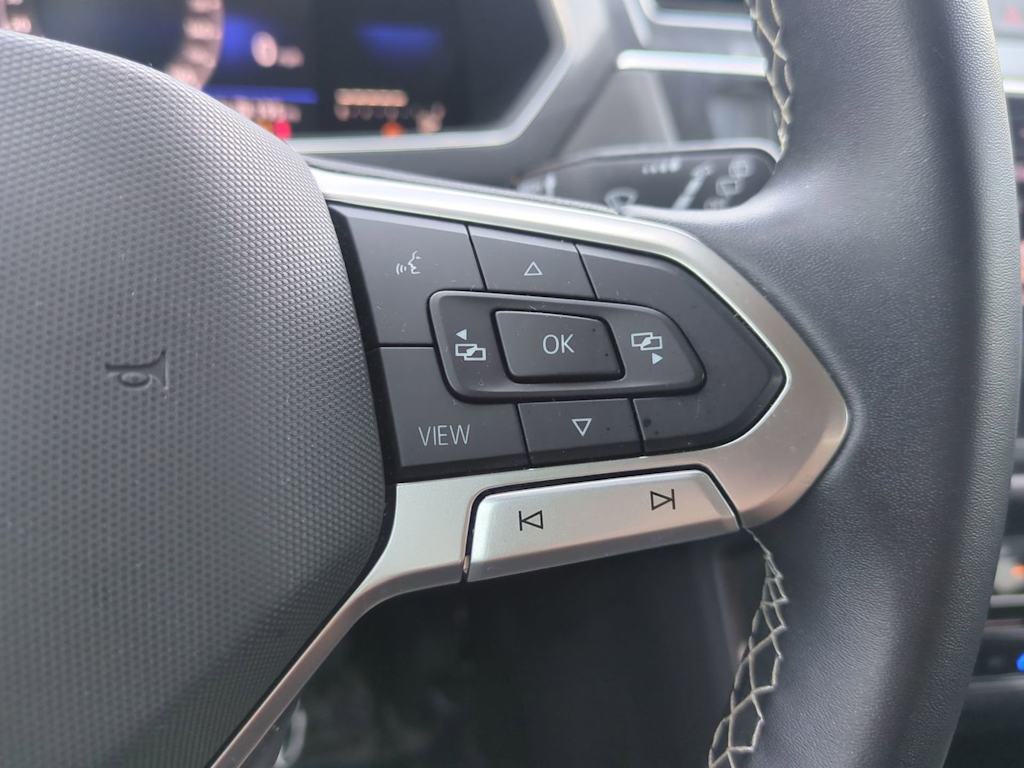 Thumbnail: 2022 Volkswagen Tiguan - 28