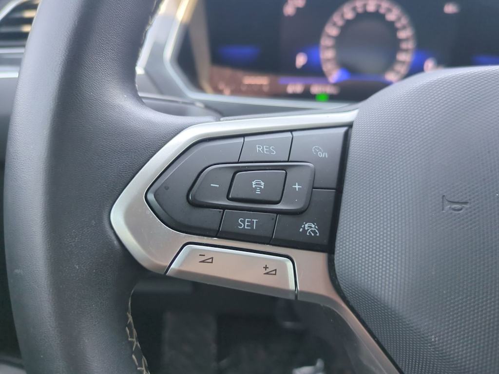 Thumbnail: 2022 Volkswagen Tiguan - 27