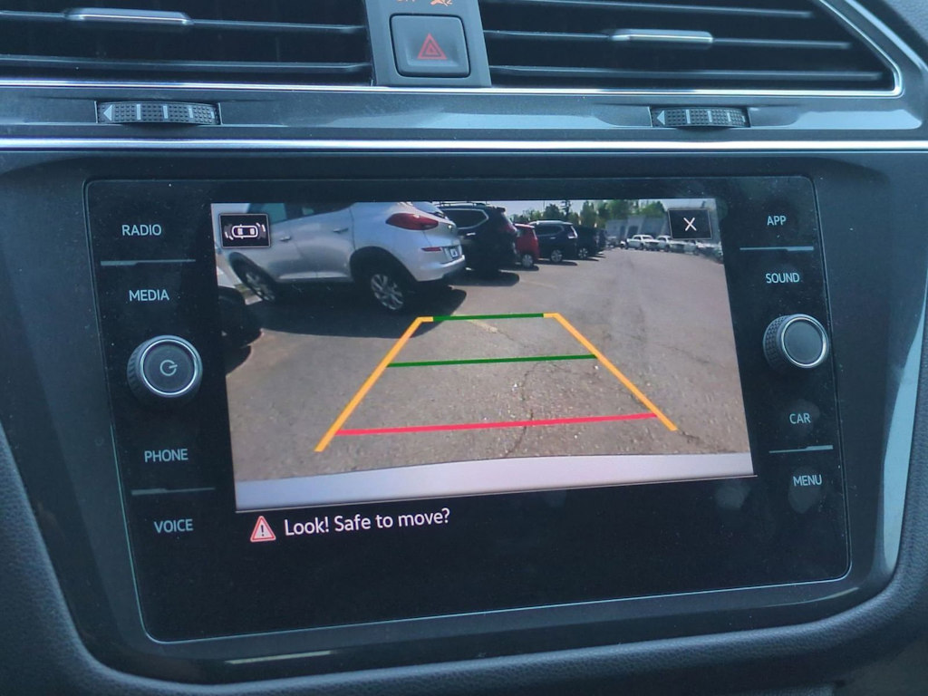 Thumbnail: 2022 Volkswagen Tiguan - 31