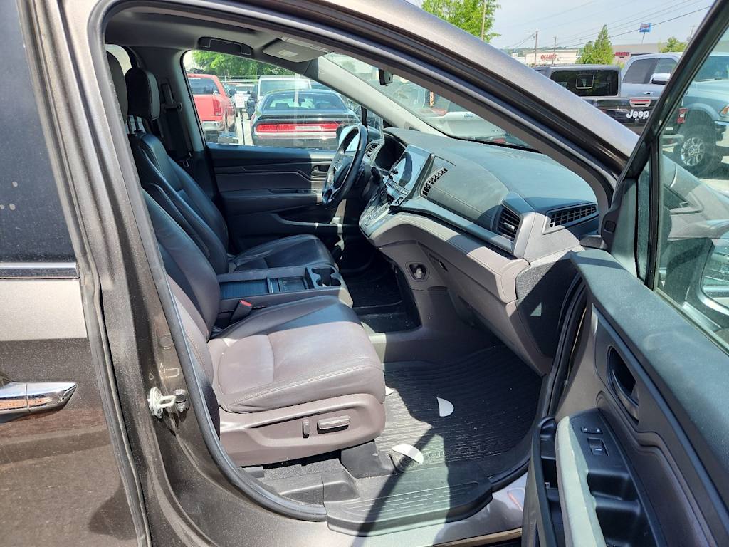 Thumbnail: 2019 Honda Odyssey - 21