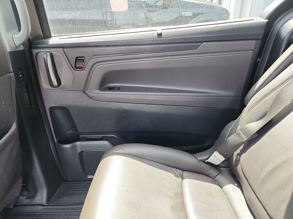 Thumbnail: 2019 Honda Odyssey - 25