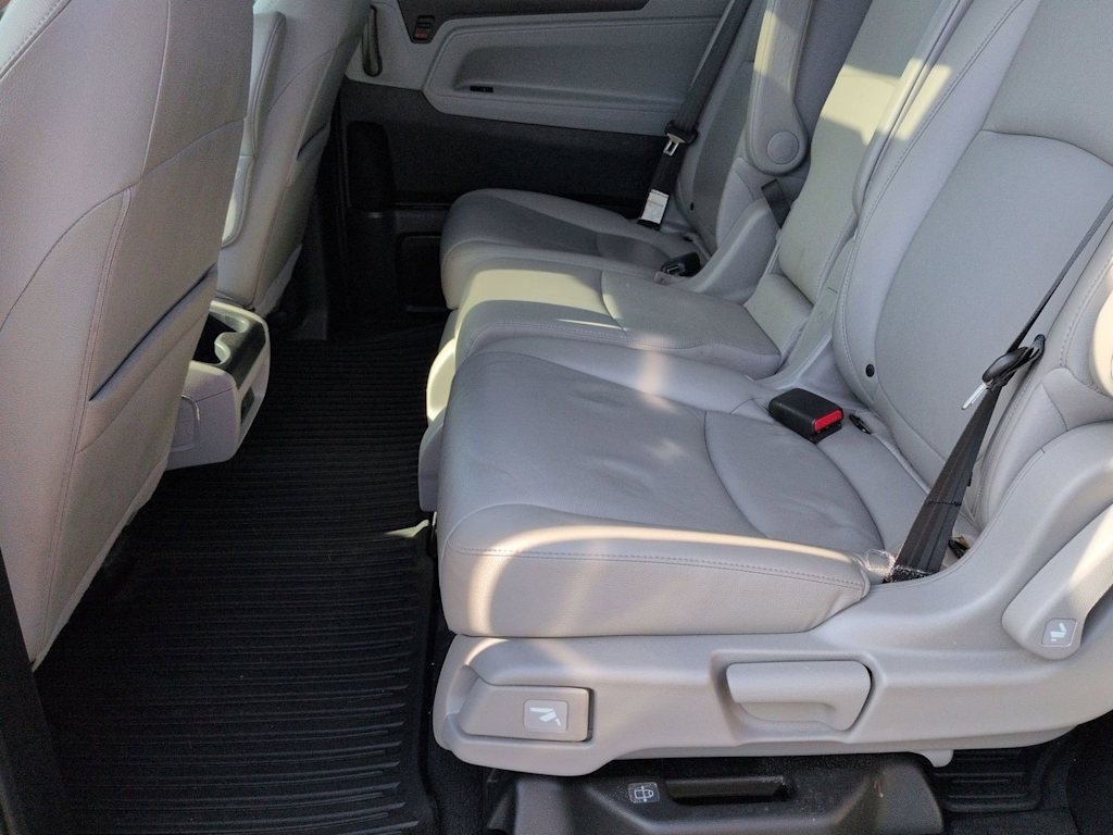 Thumbnail: 2019 Honda Odyssey - 11