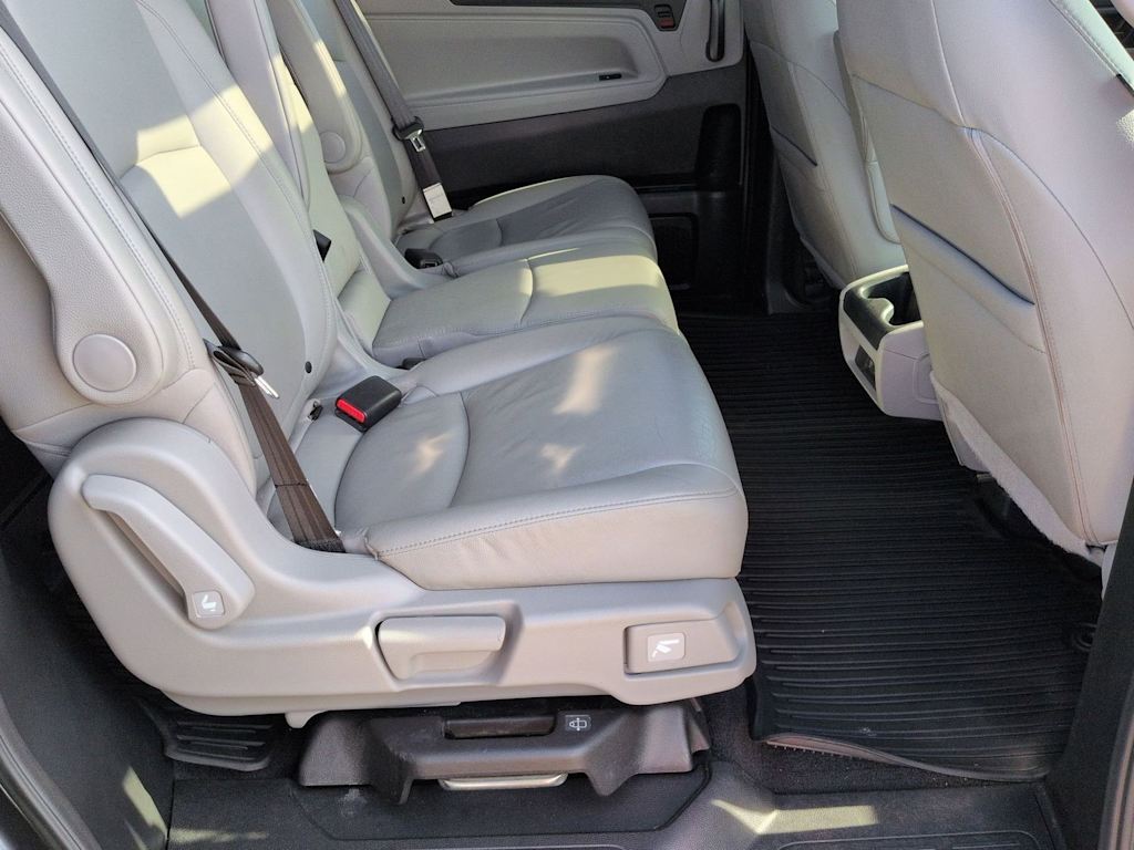 Thumbnail: 2019 Honda Odyssey - 25