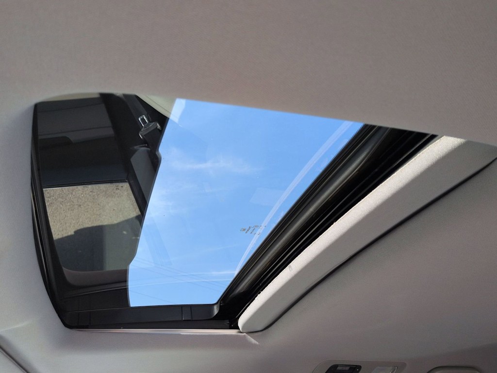 Thumbnail: 2019 Honda Odyssey - 24