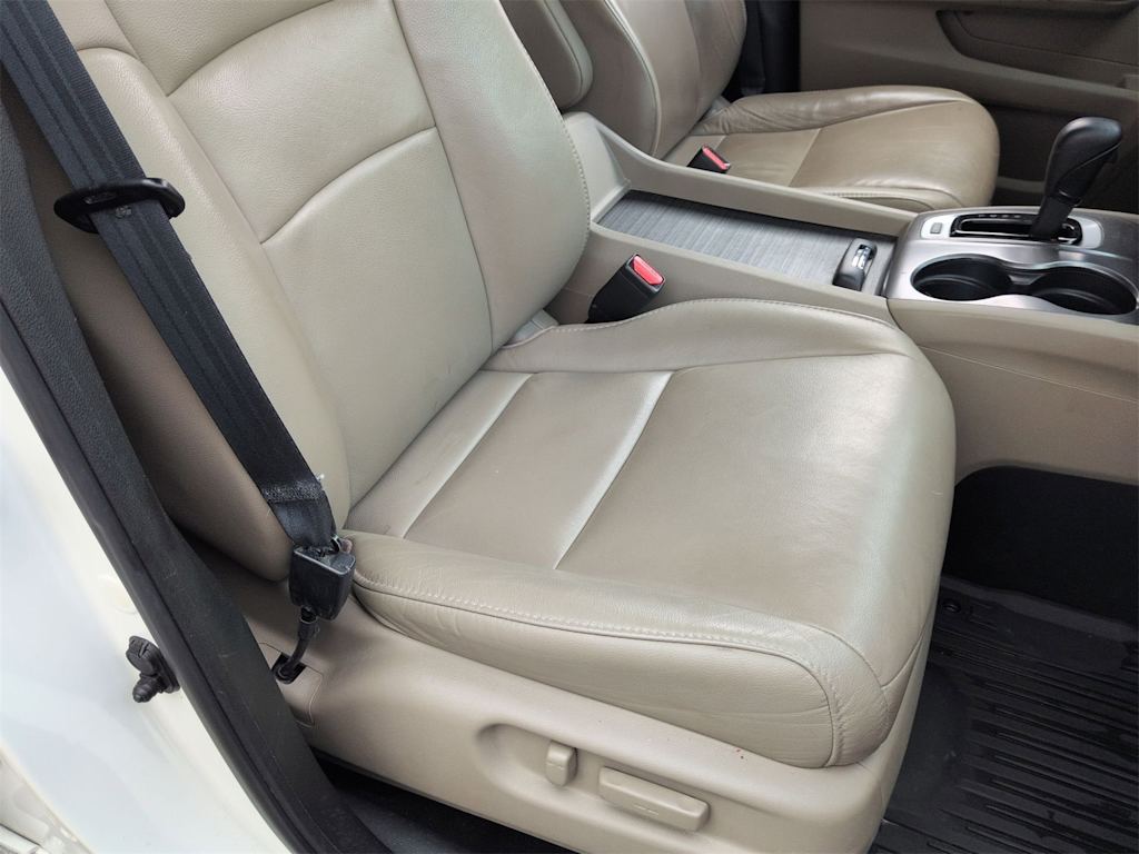 Thumbnail: 2018 Honda Pilot - 26