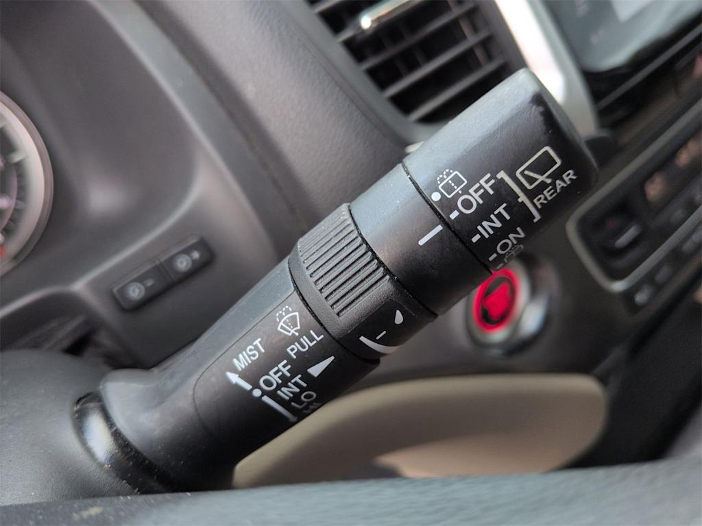 Thumbnail: 2018 Honda Pilot - 29