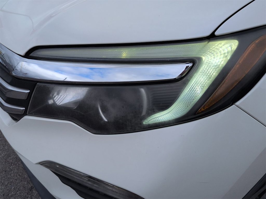 Thumbnail: 2018 Honda Pilot - 22