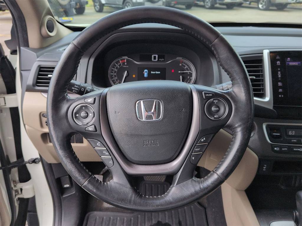 Thumbnail: 2018 Honda Pilot - 13