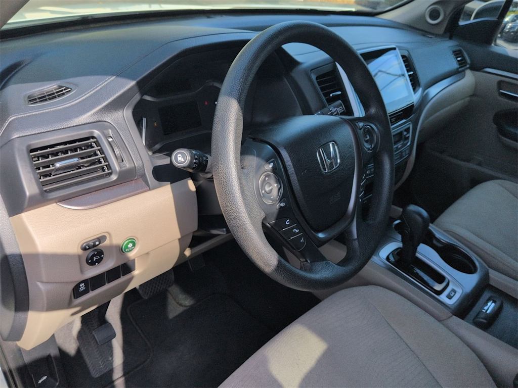 Thumbnail: 2018 Honda Pilot - 2