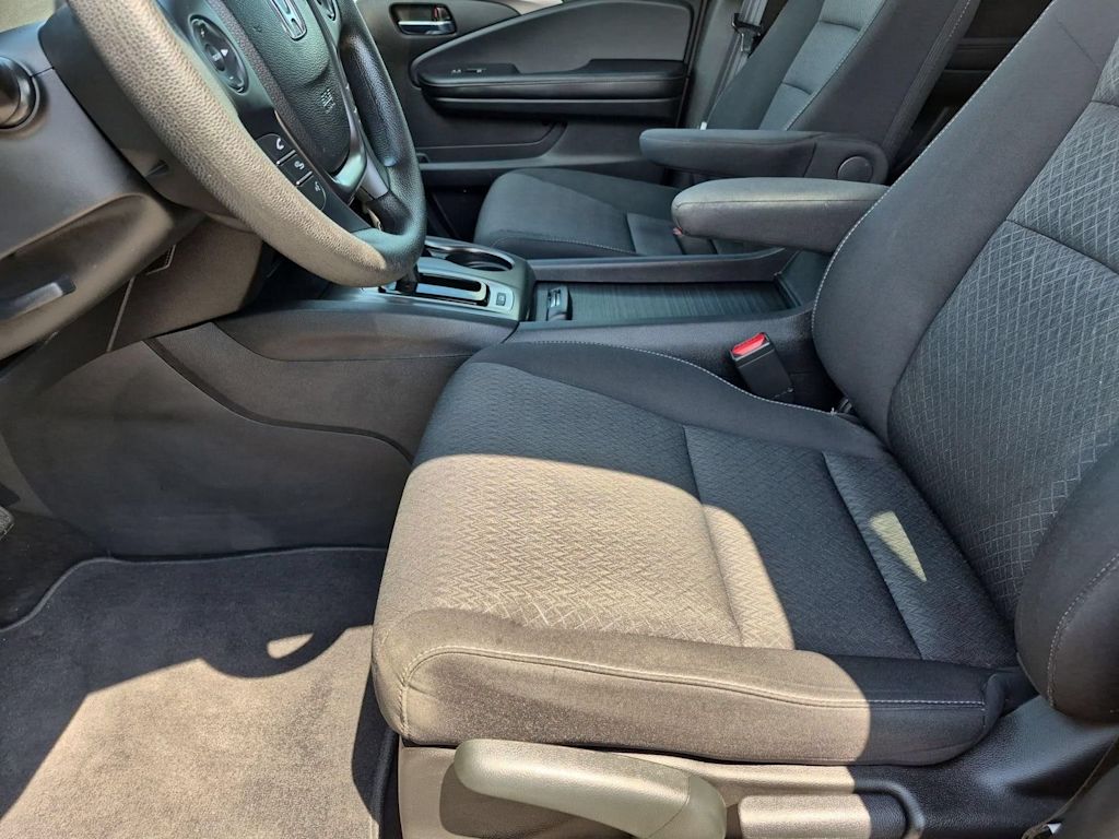 Thumbnail: 2019 Honda Ridgeline - 10