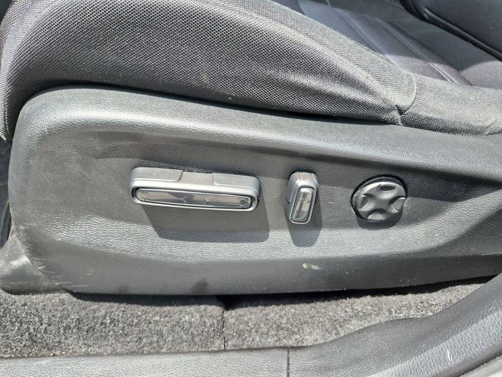 Thumbnail: 2020 Honda CR-V - 24