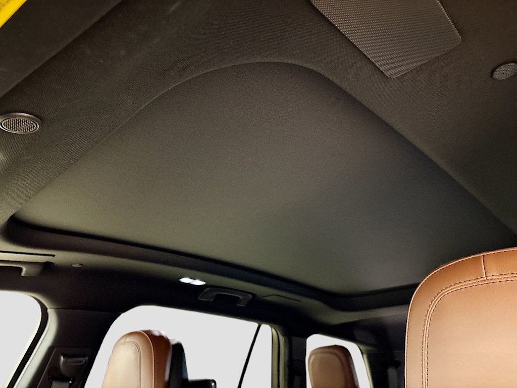 Thumbnail: 2023 Lincoln Aviator - 30