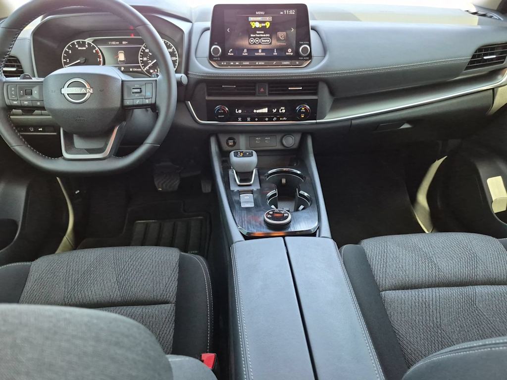 Thumbnail: 2025 Nissan Rogue - 2
