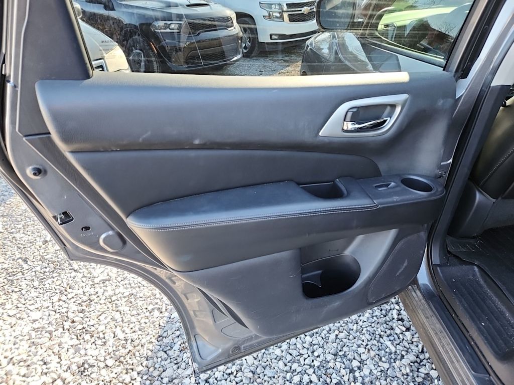 Thumbnail: 2019 Nissan Pathfinder - 27