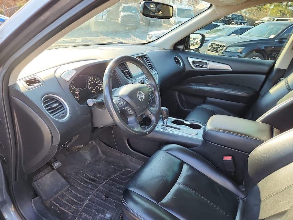 Thumbnail: 2019 Nissan Pathfinder - 11